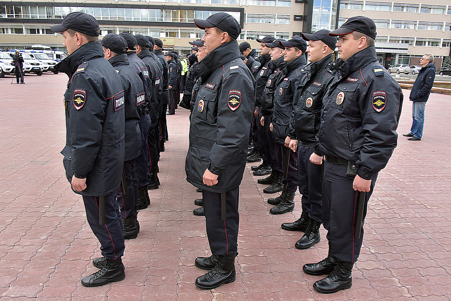 Полк охраны дипломатических представительств вакансии